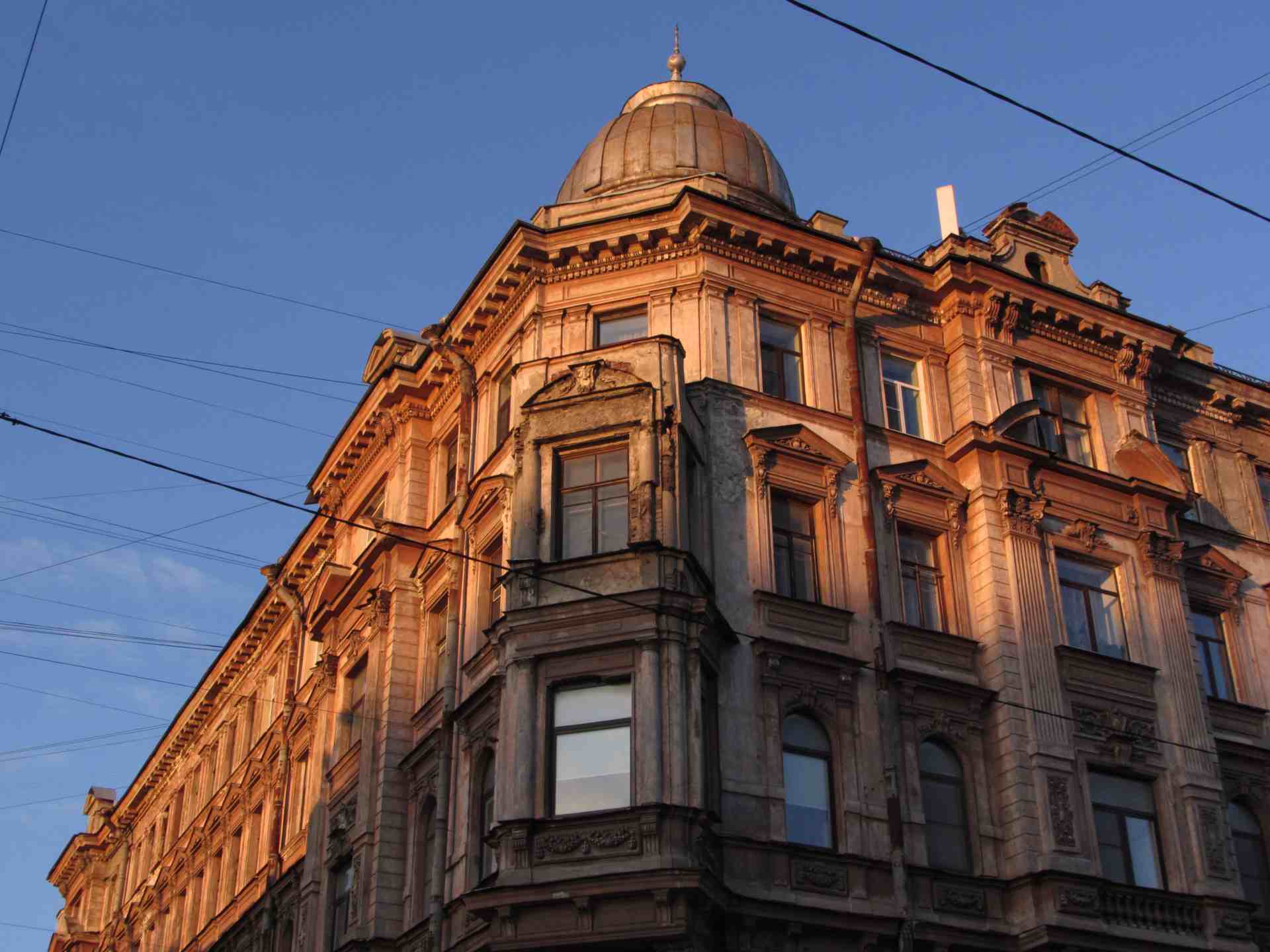 ascensori compatti per palazzi antichi